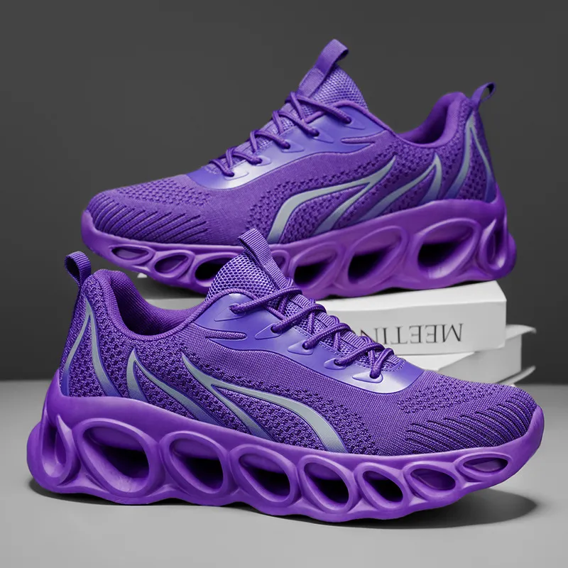 Men's Flame Sneakers Plus Size 46-48, Sports Casual Shoes for Couples, All-Match Fashionable Footwear for Men, Comfortable and Stylish thumbnail 3