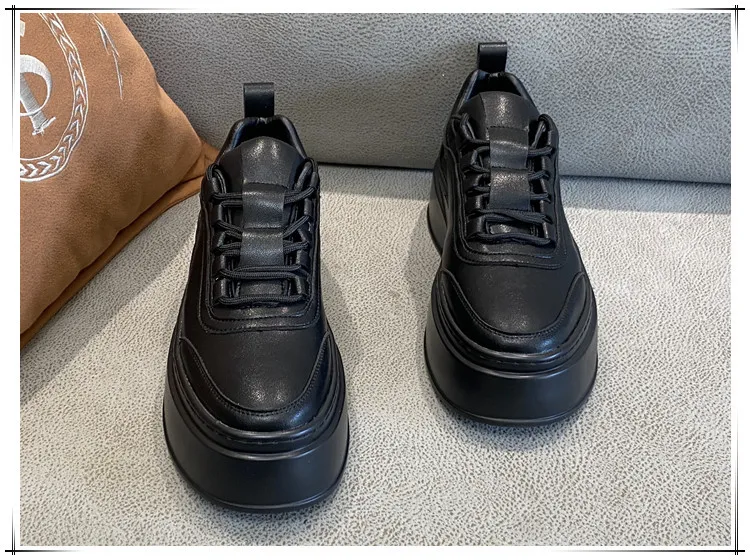 Men's White Sneakers 2023 Autumn Trendy Thick Sole Breathable Board Shoes Casual Sports Shoes Fashionable Lightweight Walking Shoes showcase 19