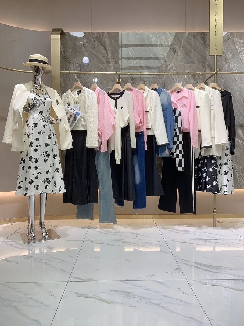 Women's Clothing Wholesale Overstock Liquidation Pallet - High Quality Fashion Apparel for Resale, Boutique Clothing, Mixed Styles & Sizes showcase 11