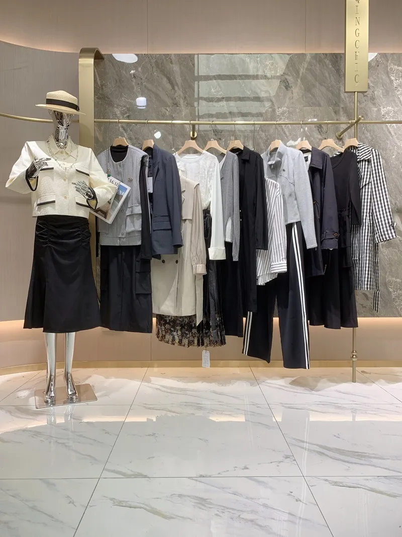 Women's Clothing Wholesale Overstock Liquidation Pallet - High Quality Fashion Apparel for Resale, Boutique Clothing, Mixed Styles & Sizes showcase 12
