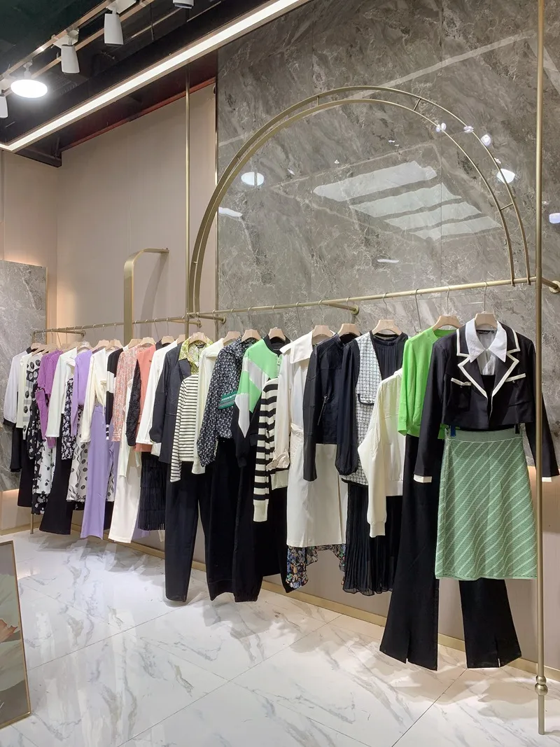 Women's Clothing Wholesale Overstock Liquidation Pallet - High Quality Fashion Apparel for Resale, Boutique Clothing, Mixed Styles & Sizes showcase 14