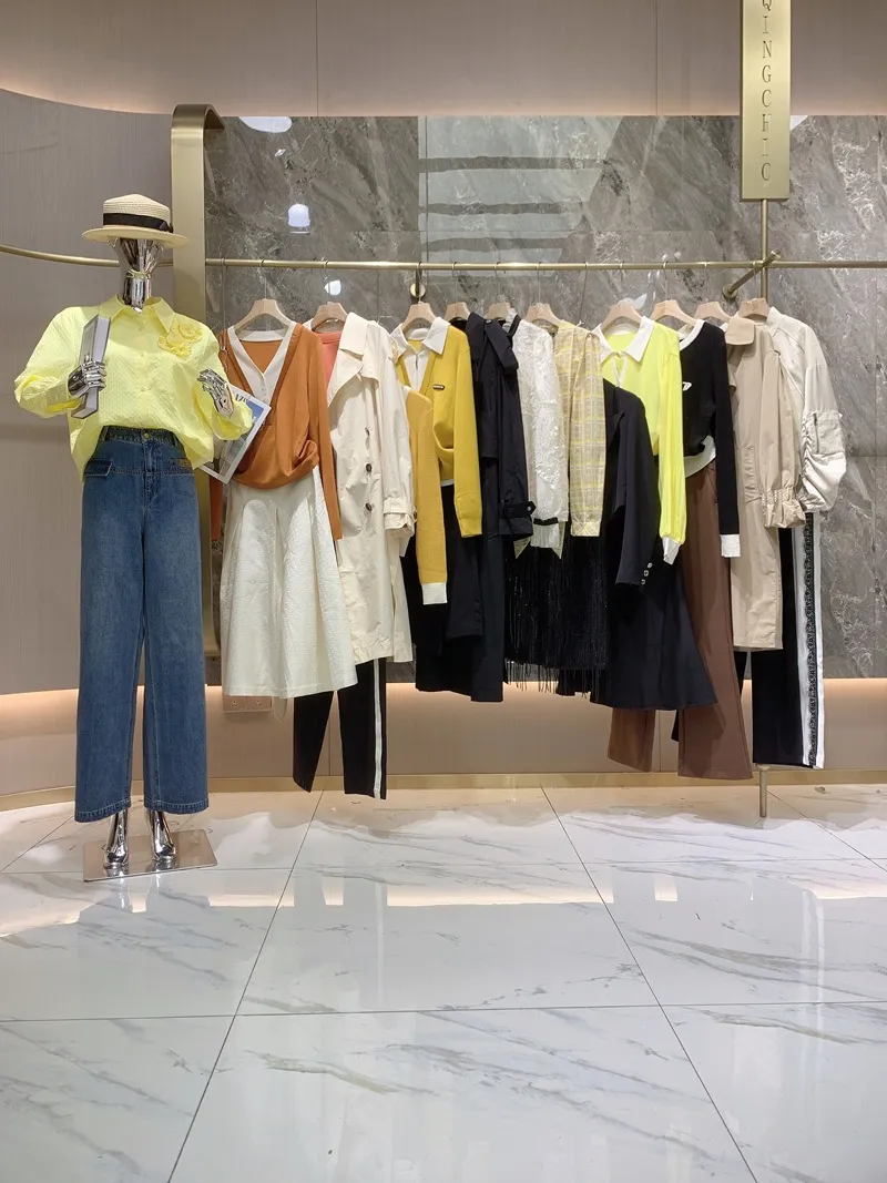 Women's Clothing Wholesale Overstock Liquidation Pallet - High Quality Fashion Apparel for Resale, Boutique Clothing, Mixed Styles & Sizes showcase 9