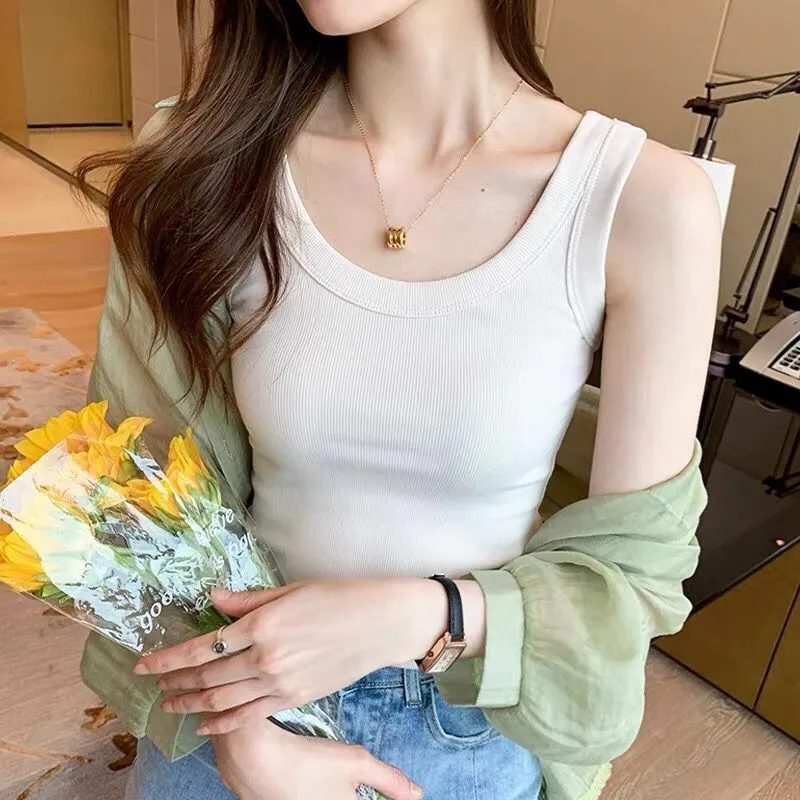 Women's Sleeveless Camisole Top - Versatile Anti-Exposure Inner Layer, Slim Fit Korean Style Summer Outerwear Tank Top for Ladies thumbnail 3