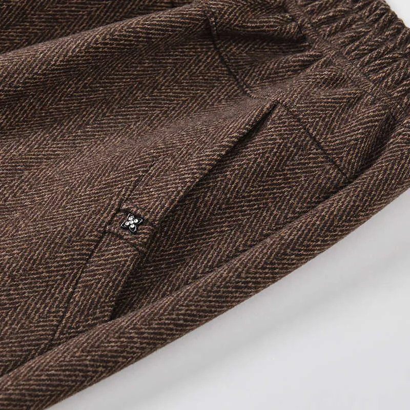 Women's Fleece Lined Pants Elastic Waist Straight Leg Trousers Warm Winter Autumn Comfortable Loose Fit for Elderly Mothers Grandmothers 60+ Years Old thumbnail 4