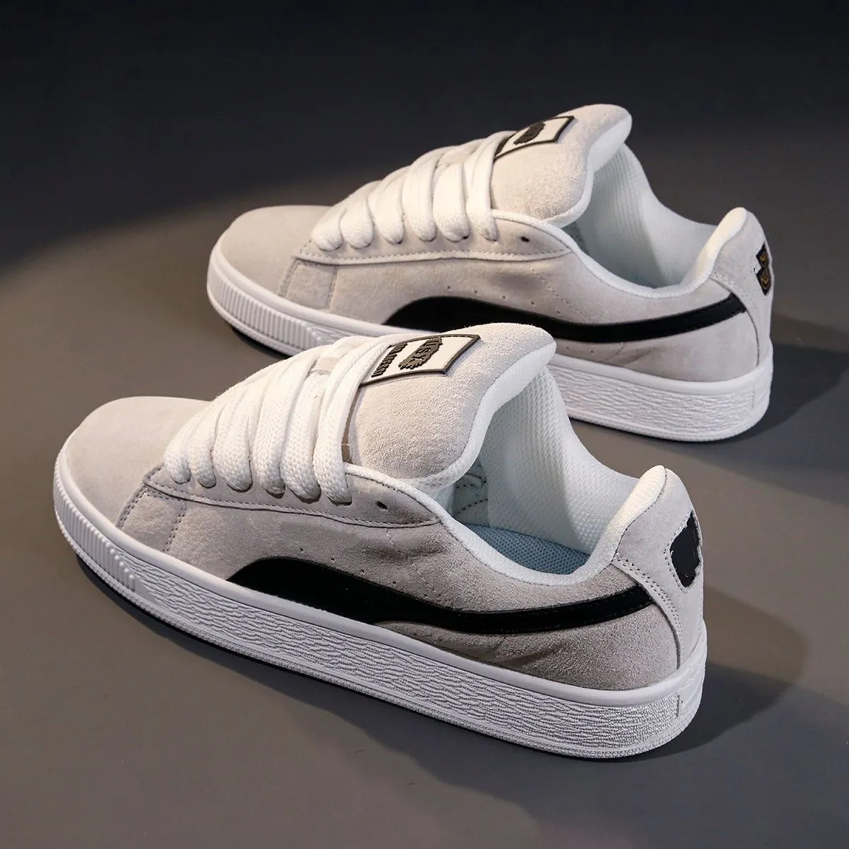 Men's and Women's Casual Loafers Sneakers - Low Top Thick Soled Fashion Shoes - Trendy Retro White Shoes for Couples showcase 5