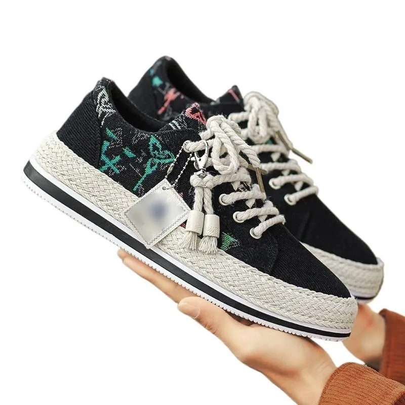Men's Casual Canvas Shoes Breathable Lightweight Corduroy Loafers Old Beijing Style Flat Shoes Trendy Walking Sneakers for Spring thumbnail 5