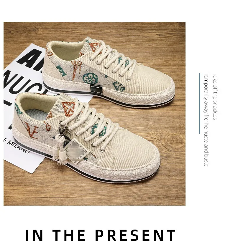 Men's Casual Canvas Shoes Breathable Lightweight Corduroy Loafers Old Beijing Style Flat Shoes Trendy Walking Sneakers for Spring showcase 7