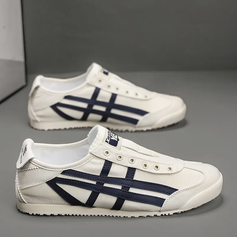 Men's Canvas Shoes 2024 Autumn Fashion Trend: Forrest Gump Style Sports Casual Slip-On Cloth Shoes for Everyday Wear thumbnail 2
