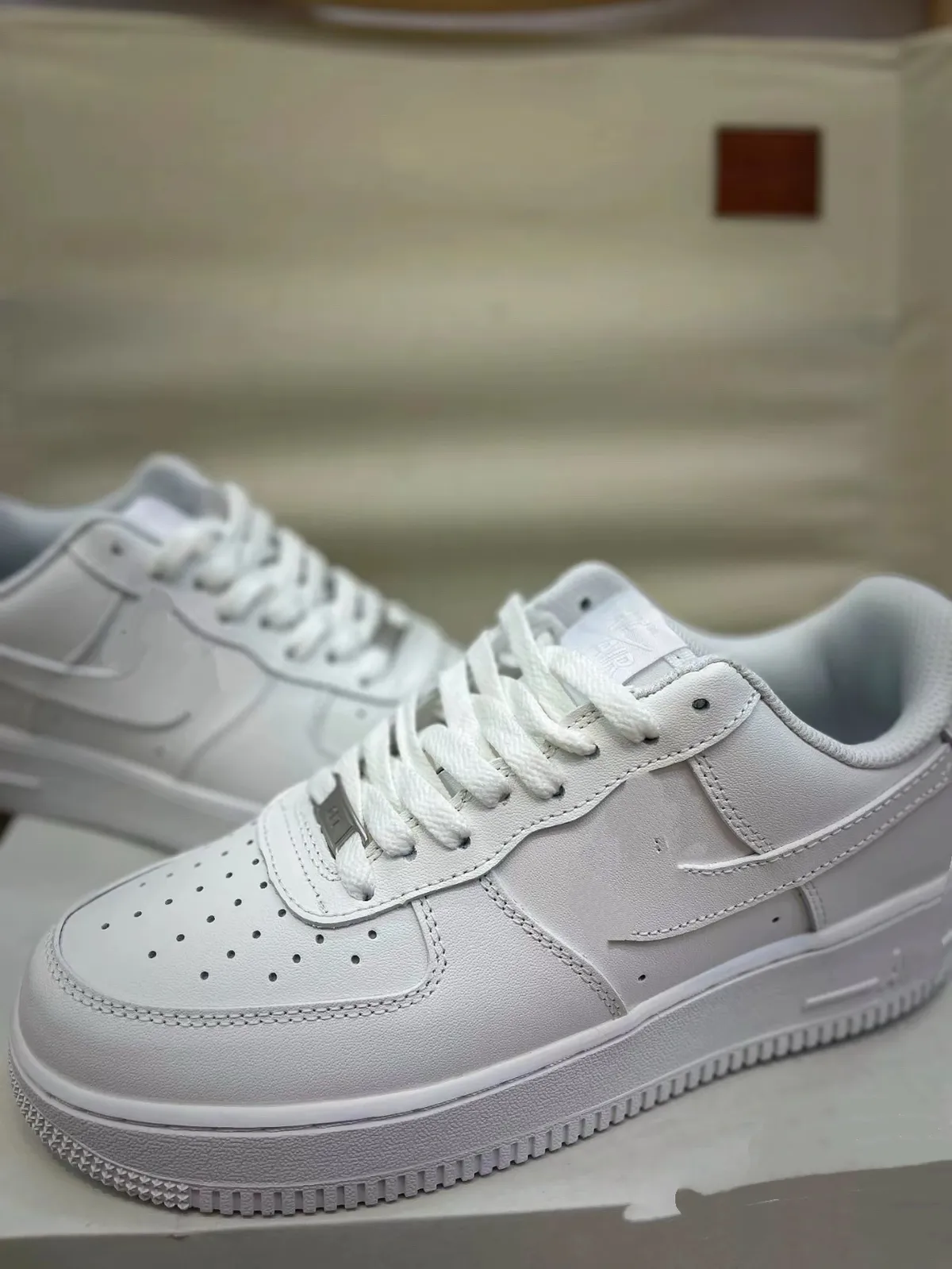 Unisex White Sneakers - Breathable Low-Cut Sports Shoes for Men & Women - Trendy Casual All-Season Fashion Footwear showcase 13