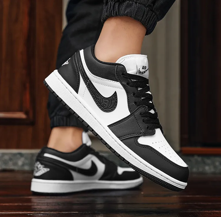 Men's Dunk Low Black and White Panda SB AO Bing Third Prince AJ1 Low Barb Board Shoes Air Force One Women's Sneakers showcase 5