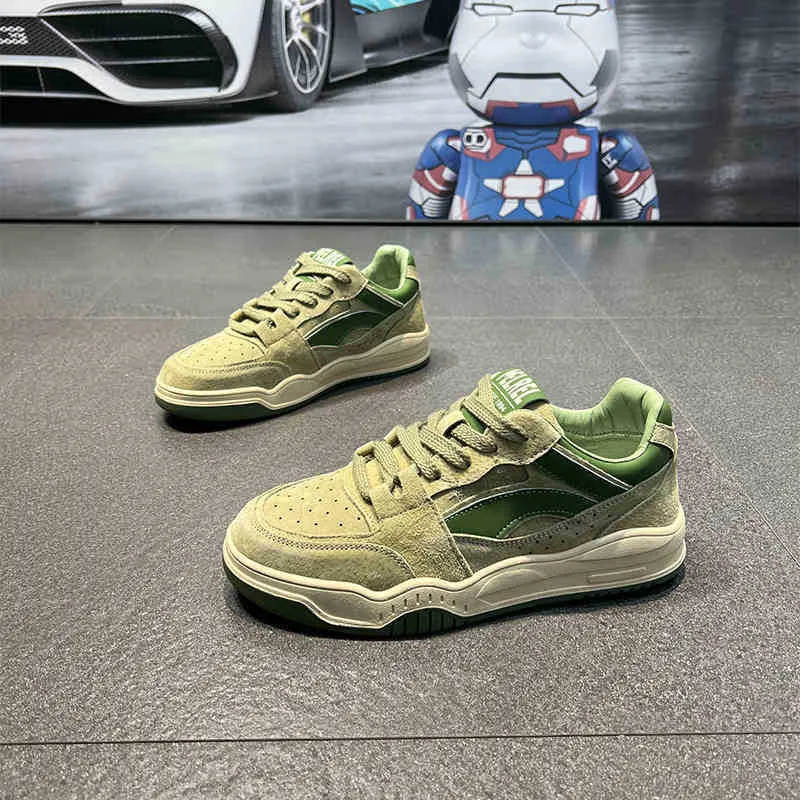 Men's Breathable Casual Sneakers 2025 New Autumn Collection - Lightweight Thick Sole Athletic Shoes for Sports and Everyday Wear showcase 2