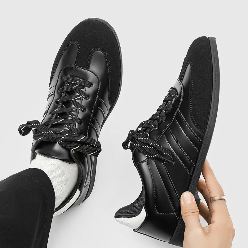 Men's & Women's Versatile Commuting Sneakers: Trendy Casual Round-Toe Leather Shoes, Black High-End British Derby Style Training Shoes for Everyday Wear thumbnail 1