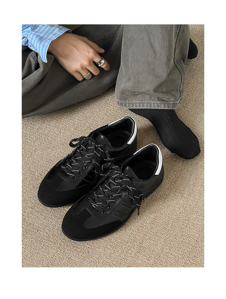 Men's & Women's Versatile Commuting Sneakers: Trendy Casual Round-Toe Leather Shoes, Black High-End British Derby Style Training Shoes for Everyday Wear showcase 9