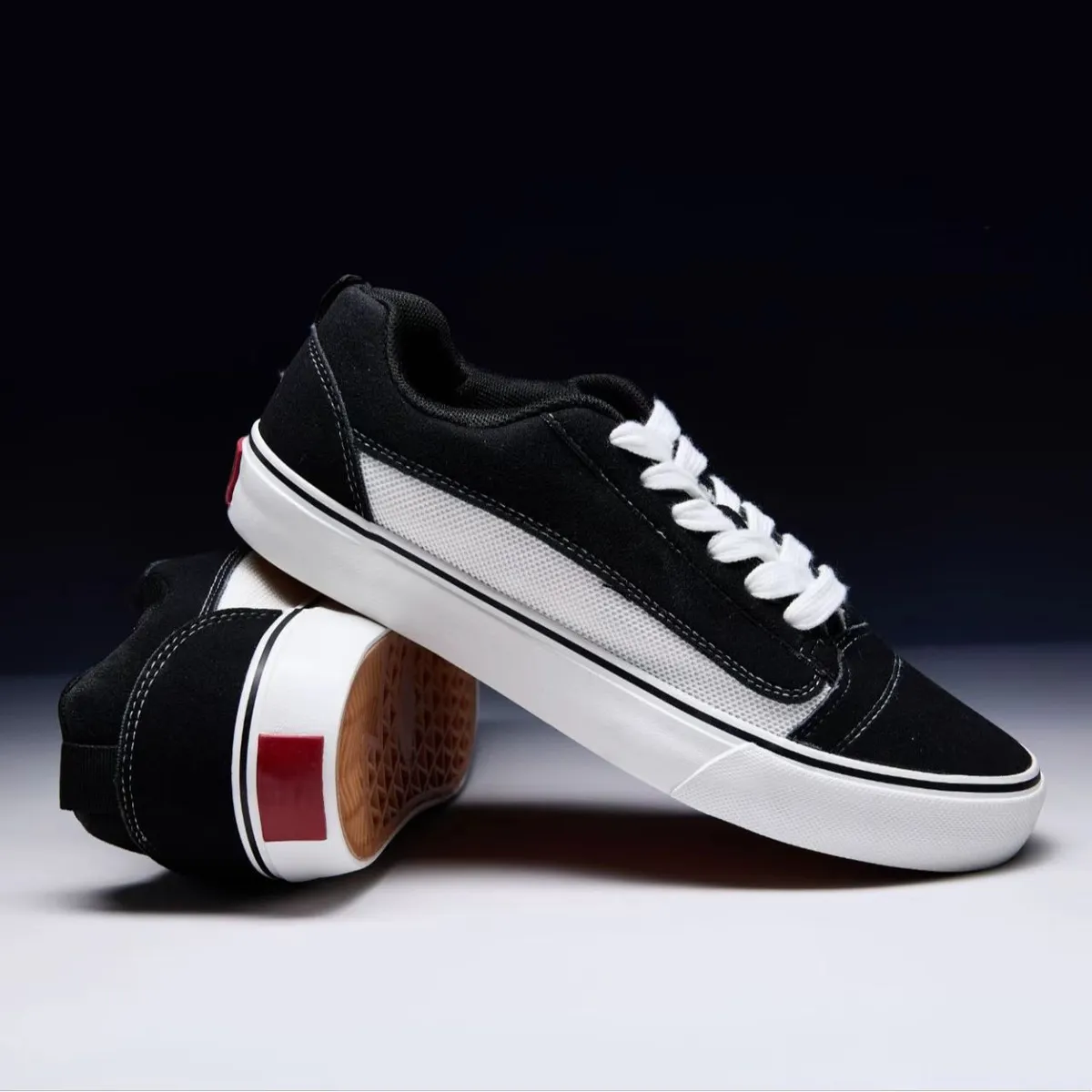 Men's Winter Casual Sneakers Fashionable Youth Thick Sole Sports Skateboarding Shoes Comfortable Walking Footwear showcase 7