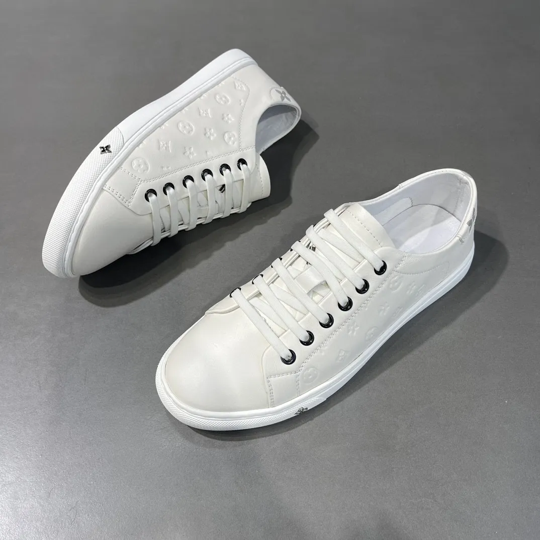 Men's White Leather Sneakers - European Style Trendy Casual Shoes for Boys & Young Adults - Versatile, Classy, Accessible Luxury thumbnail 4