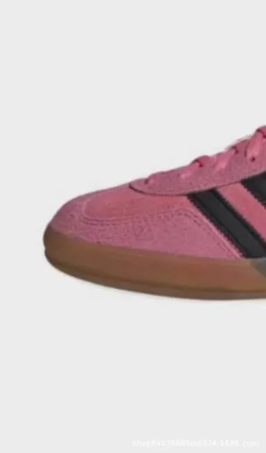 Pink Black