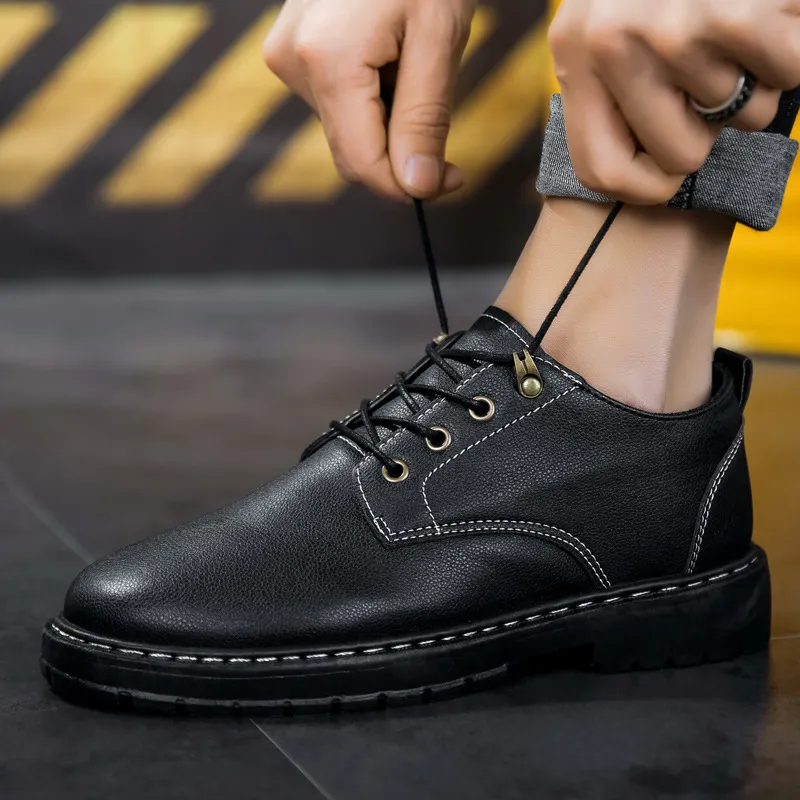 Men's Leather Work Shoes Non-Slip Waterproof Oil-Proof Chef Shoes Casual Kitchen Safety Footwear Martin Labor Protection Summer thumbnail 4