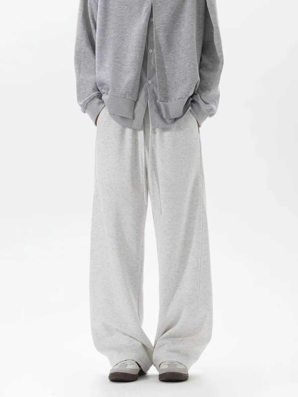 Men's Heavyweight Curved Hem Sweatpants - American Style Autumn Trendy Spliced Wide-Leg Sports Pants - Retro Drape Versatile Casual Trousers for Men showcase 17