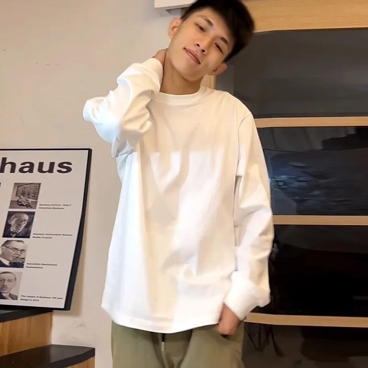 Men's Long Sleeve T-Shirt Heavyweight Cotton Crew Neck Undershirt Casual Solid Color Top for Spring Fall - Comfortable Basic Tee for Everyday Wear showcase 2