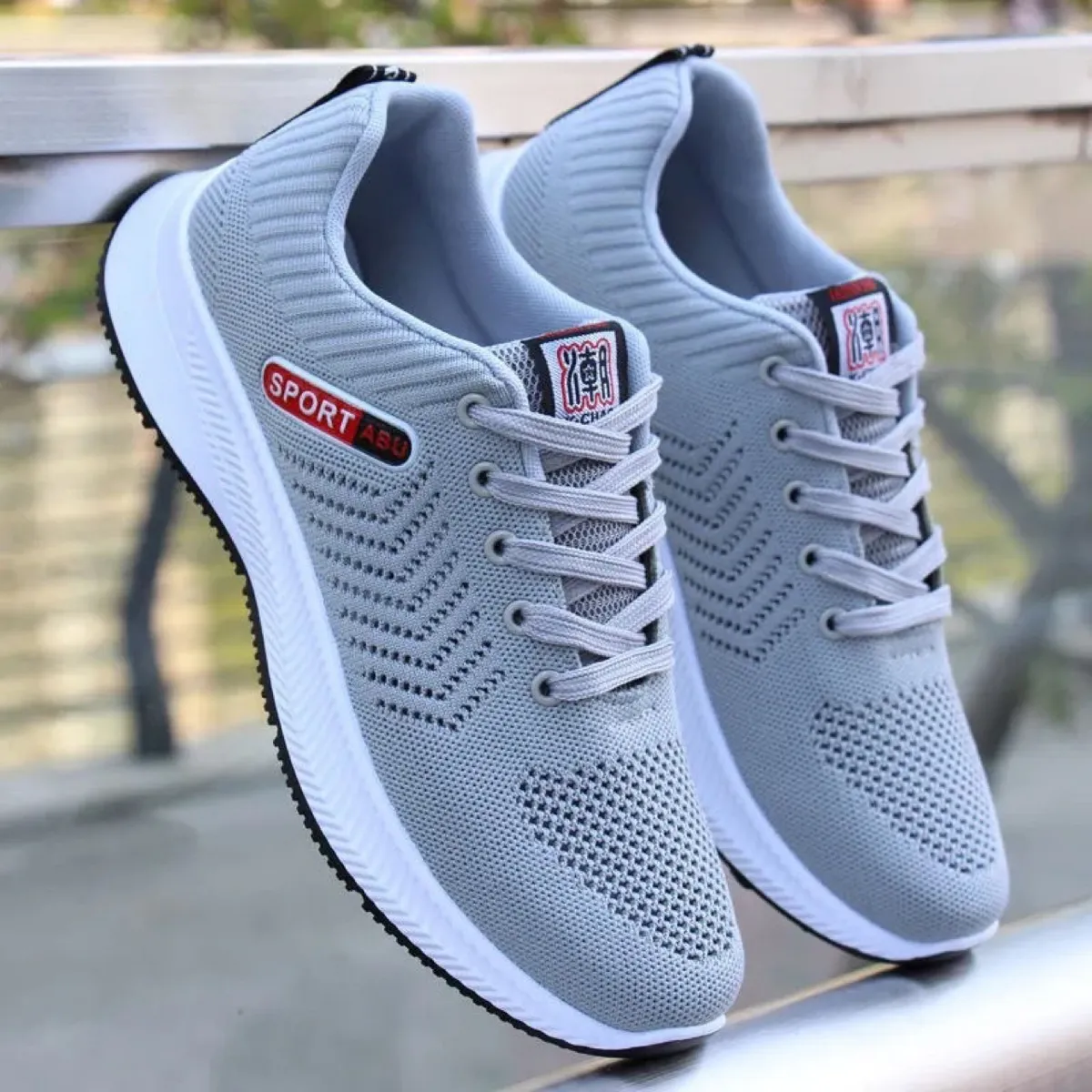 Men's Breathable Knit Sneakers Lightweight Running Shoes Casual Walking Athletic Shoes for Spring Autumn Cross-border Wholesale Comfortable Sneakers showcase 2