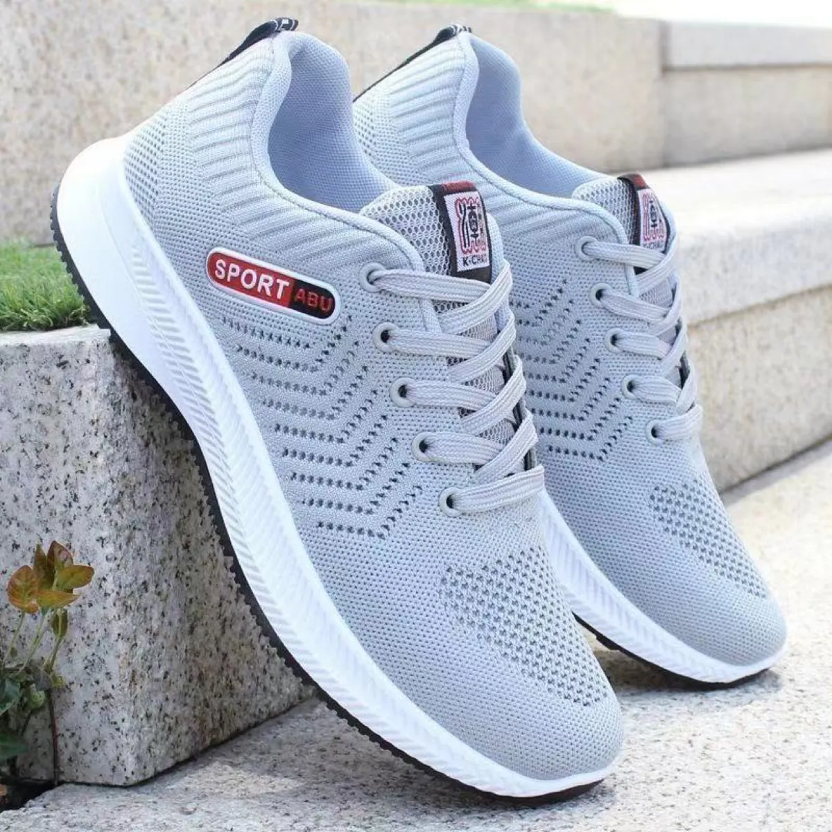 Men's Breathable Knit Sneakers Lightweight Running Shoes Casual Walking Athletic Shoes for Spring Autumn Cross-border Wholesale Comfortable Sneakers showcase 4