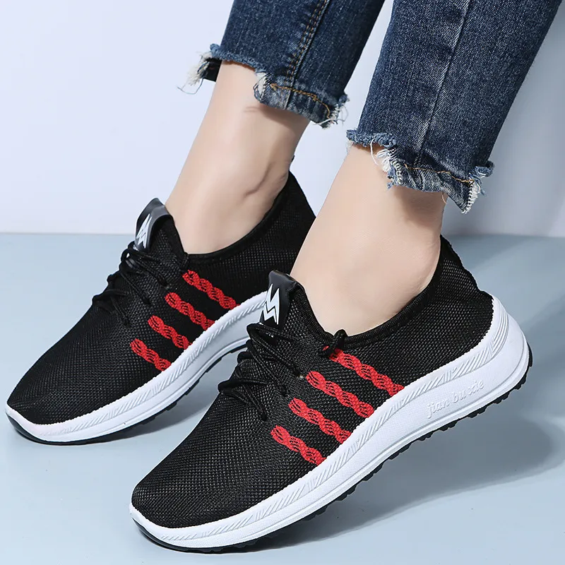 M Walking - Black