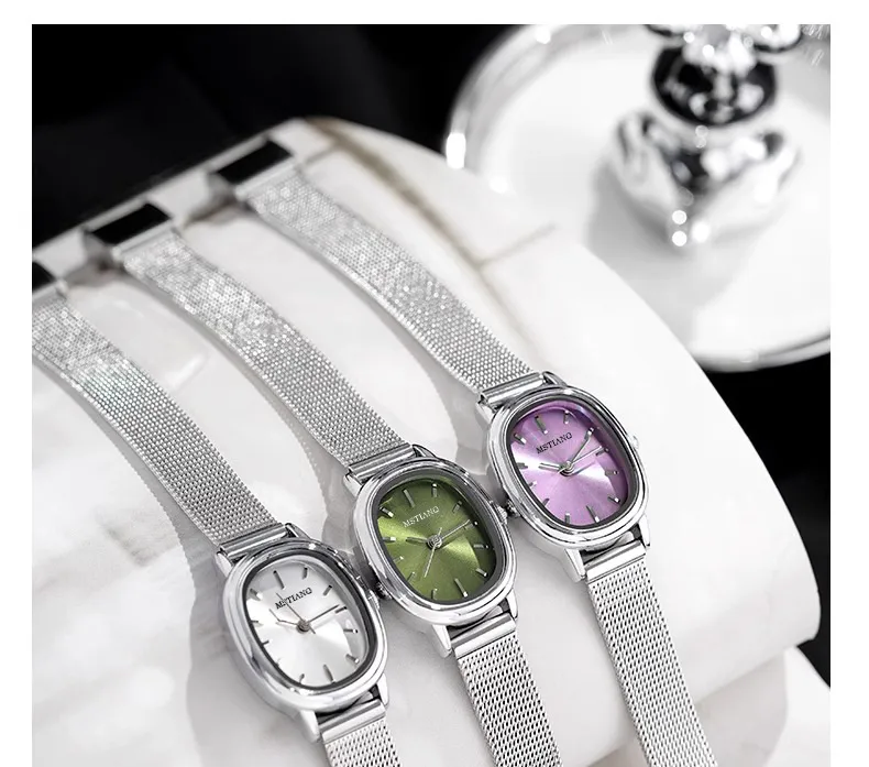 Elegant Oval Women's Watch Retro Style | Exquisite Small Dial Wristwatch for Students & Ladies | Simple Luxury Niche Pointer Design | Fashionable Timepiece showcase 11