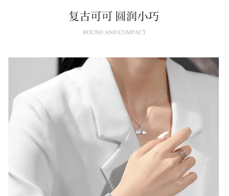 Elegant Oval Women's Watch Retro Style | Exquisite Small Dial Wristwatch for Students & Ladies | Simple Luxury Niche Pointer Design | Fashionable Timepiece showcase 9