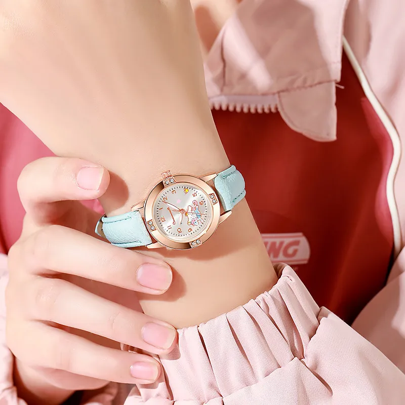 Women's Alloy Diamond Belt Quartz Watch - Sanrio Fashion Wristwatch for Girls, High School Students - Trendy Niche Design showcase 18