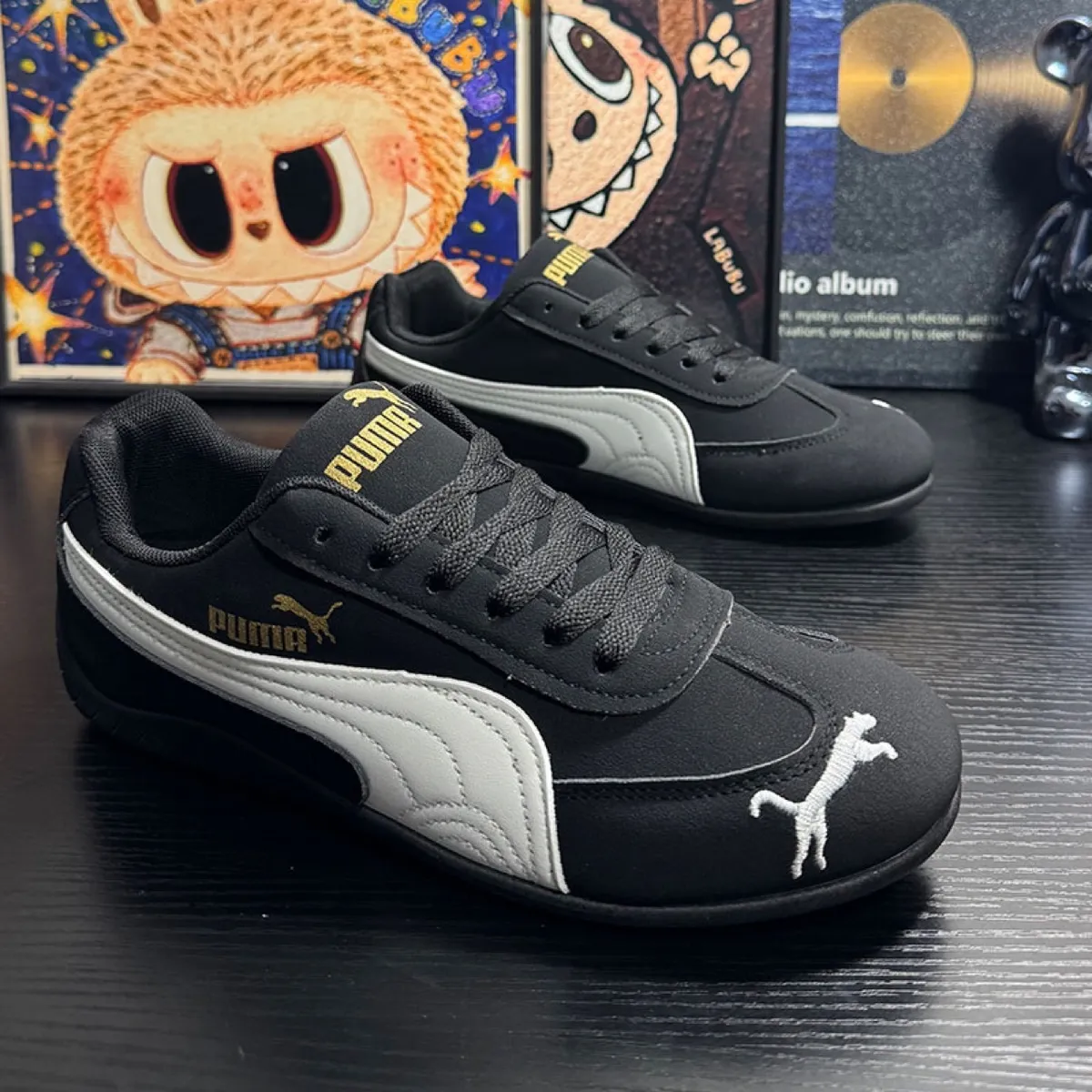 Retro Running Shoes for Men and Women - European Style Training Sneakers - Autumn Winter Casual Sports Shoes - Trendy Unisex Design showcase 1