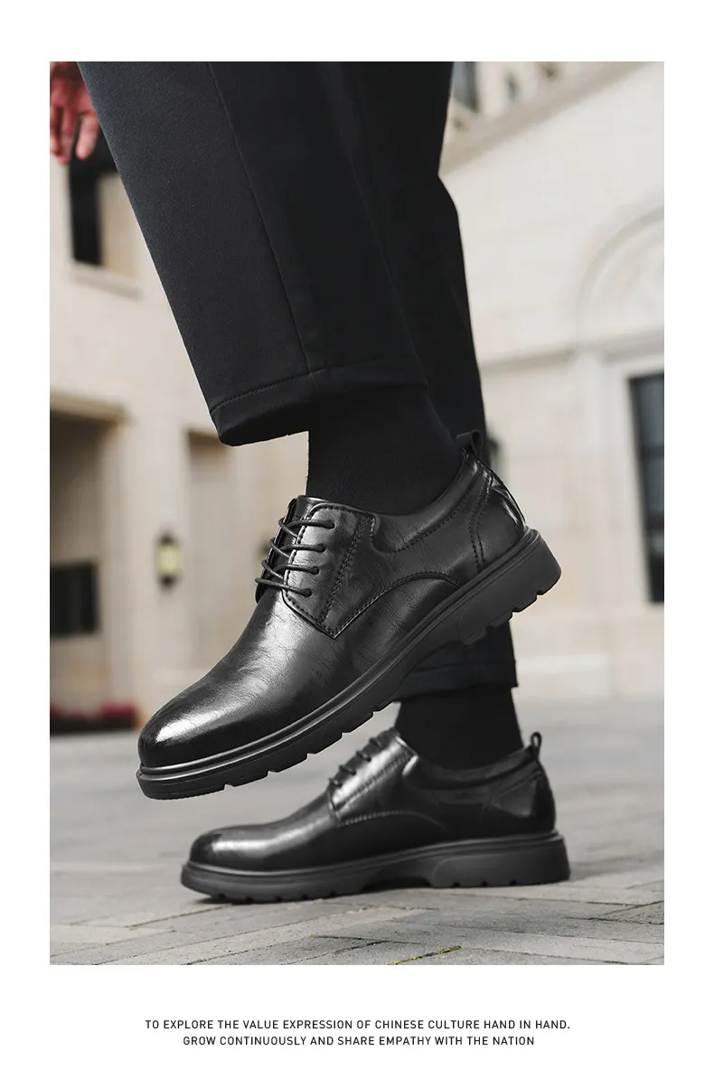 Men's Leather Dress Shoes Lace-Up British Style Thick Sole Oxford Shoes for Business, Interview, Wedding, and Formal Occasions - Comfortable and Durable showcase 1