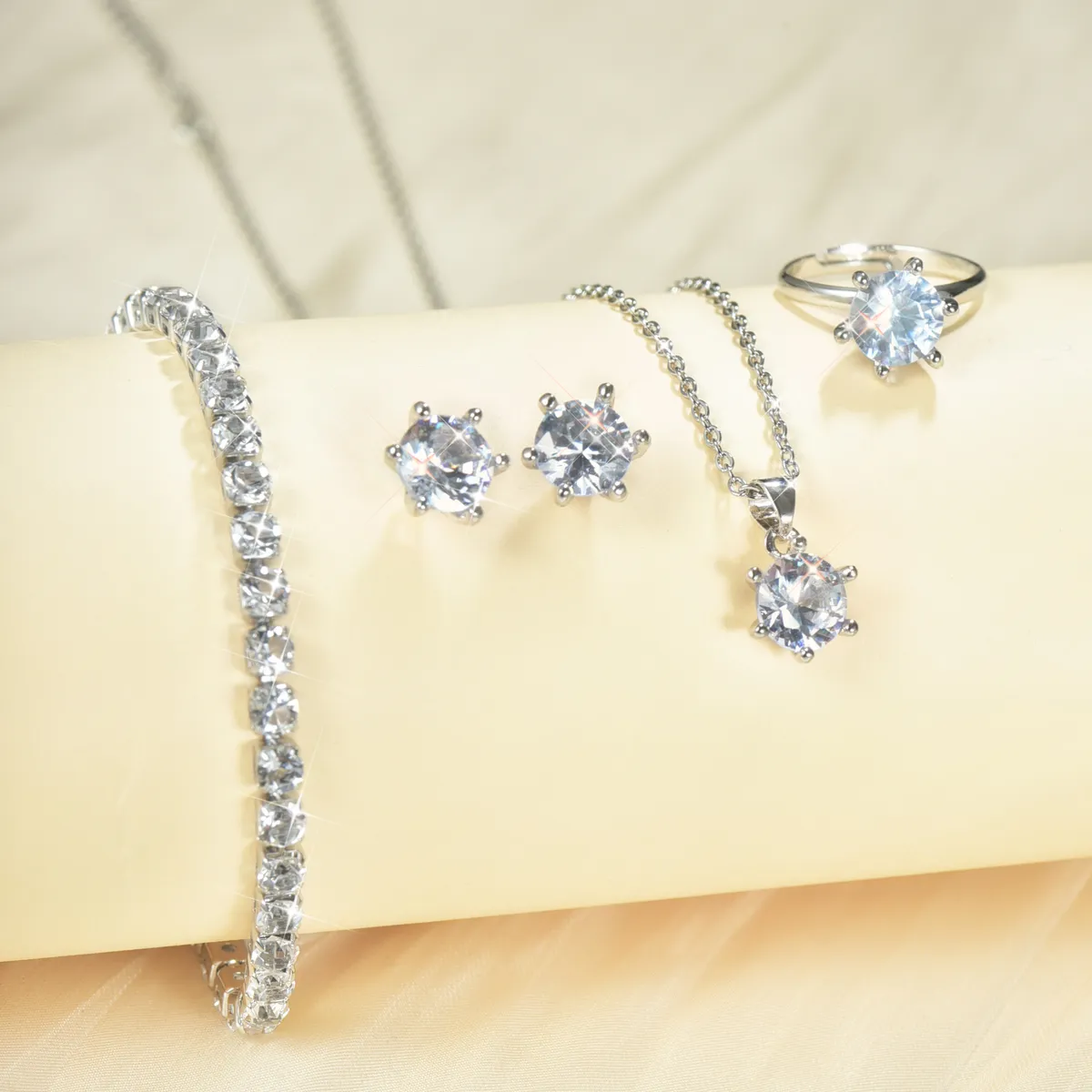 Zircon Jewelry Set for Women - European American Style Necklace, Earrings, Ring & Bracelet - Four Piece Bridal Jewelry Set - Yiwu Accessories Claw Chain showcase 2