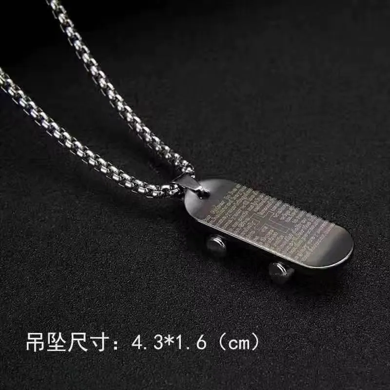 Men's Titanium Steel Cuban Link Chain Necklace - Fashionable Clavicle Pendant, High-End Niche Design, All-Match Accessories for Stylish Men showcase 10