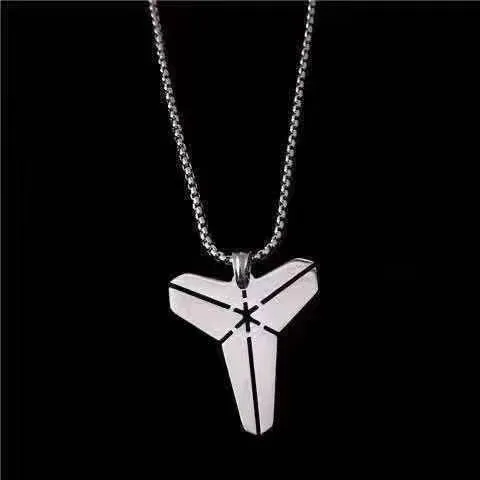 Men's Titanium Steel Cuban Link Chain Necklace - Fashionable Clavicle Pendant, High-End Niche Design, All-Match Accessories for Stylish Men thumbnail 10