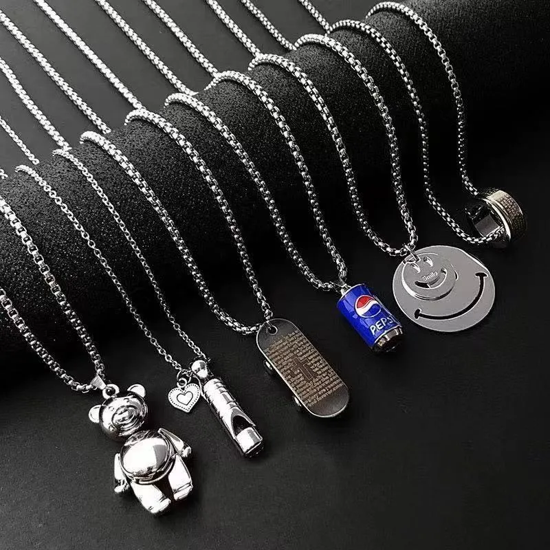 Men's Titanium Steel Cuban Link Chain Necklace - Fashionable Clavicle Pendant, High-End Niche Design, All-Match Accessories for Stylish Men thumbnail 2