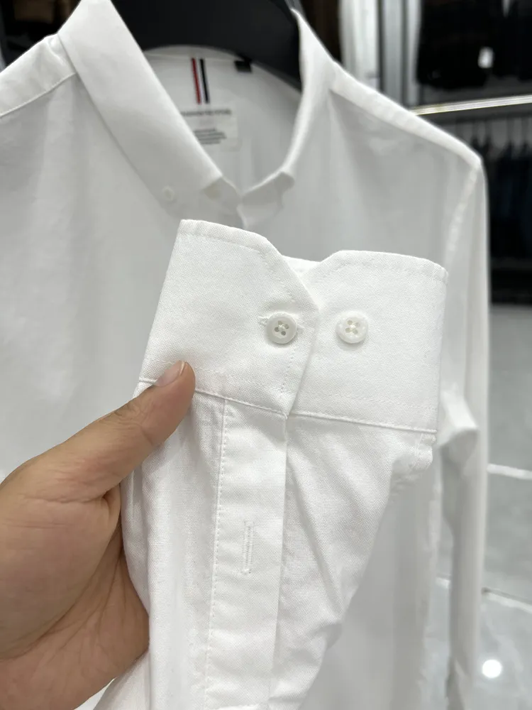 Tommy Hilfiger Men's Long Sleeve Oxford Shirt - Classic Fit Button Down Cotton Dress Shirt - Casual Lapel Top for Men showcase 10