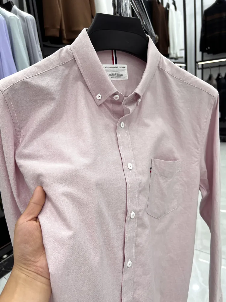 Tommy Hilfiger Men's Long Sleeve Oxford Shirt - Classic Fit Button Down Cotton Dress Shirt - Casual Lapel Top for Men showcase 17