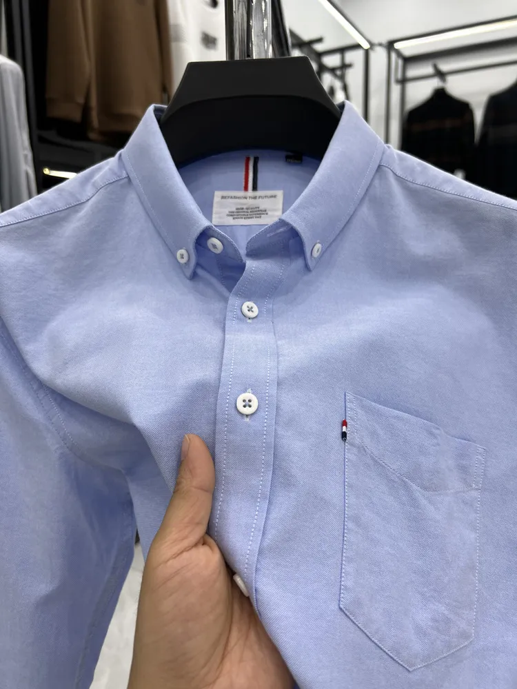 Tommy Hilfiger Men's Long Sleeve Oxford Shirt - Classic Fit Button Down Cotton Dress Shirt - Casual Lapel Top for Men showcase 20