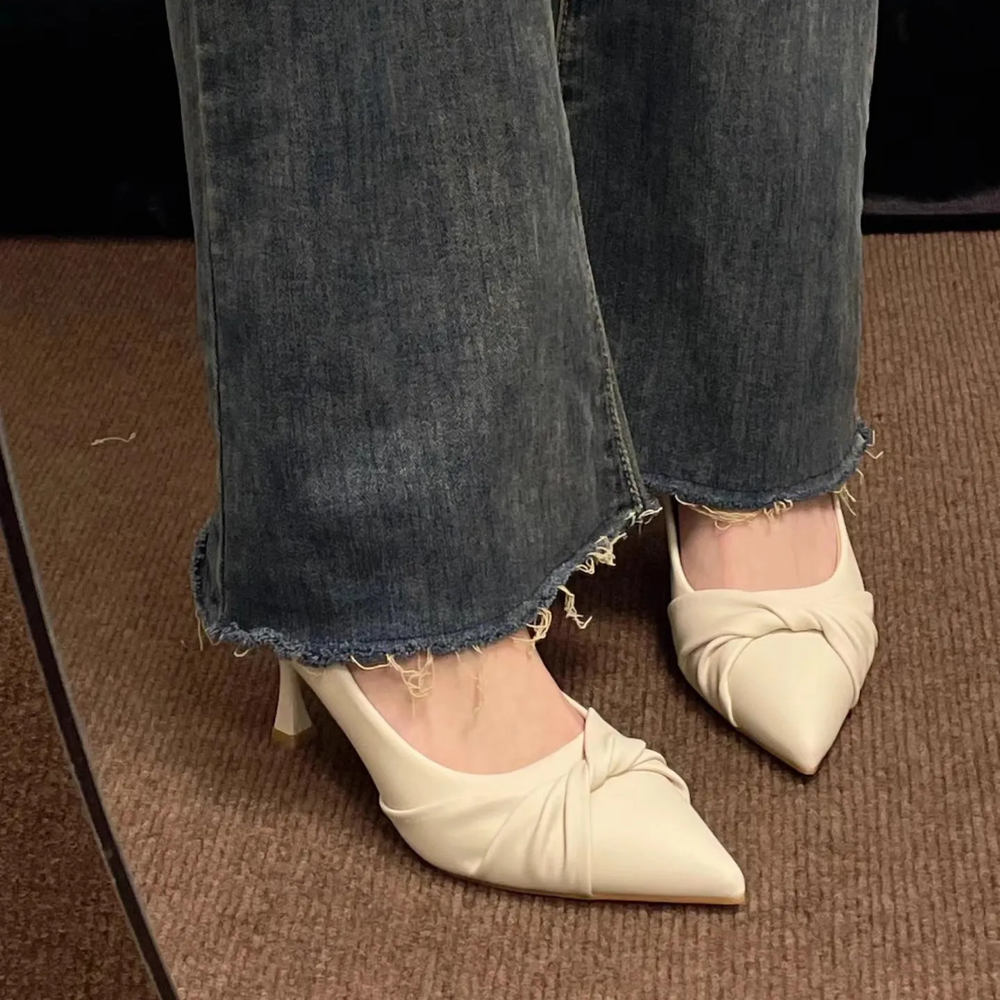 Women's Off-White Stiletto Heels Pointed Toe Professional Work Shoes 2025 Spring Collection - Comfortable, Non-Slip, Elegant High Heels for Art Exams, Broadcasting, Hosting thumbnail 2