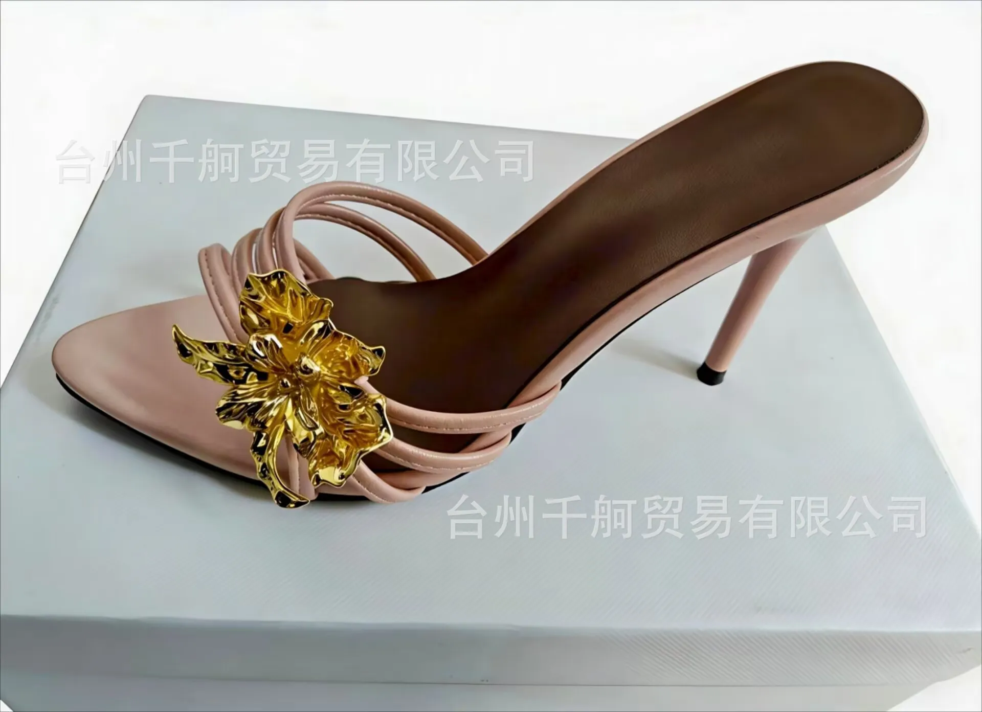 Women's Summer Heeled Sandals with Metal Flower Decoration, Pointed Toe Stiletto Heel Slippers, Plus Size Fashionable Party Shoes for Women thumbnail 8