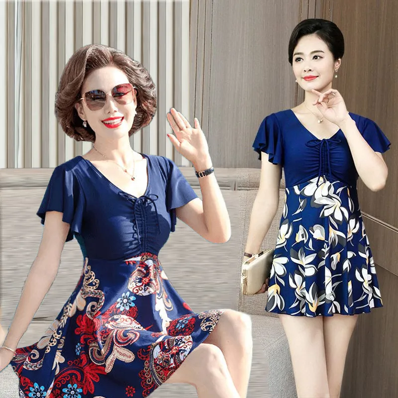 Women's One-Piece Swimsuit - Plus Size Conservative Slimming Printed Korean Style Bathing Suit for Beach, Hot Springs, and Swimming Pools thumbnail 1
