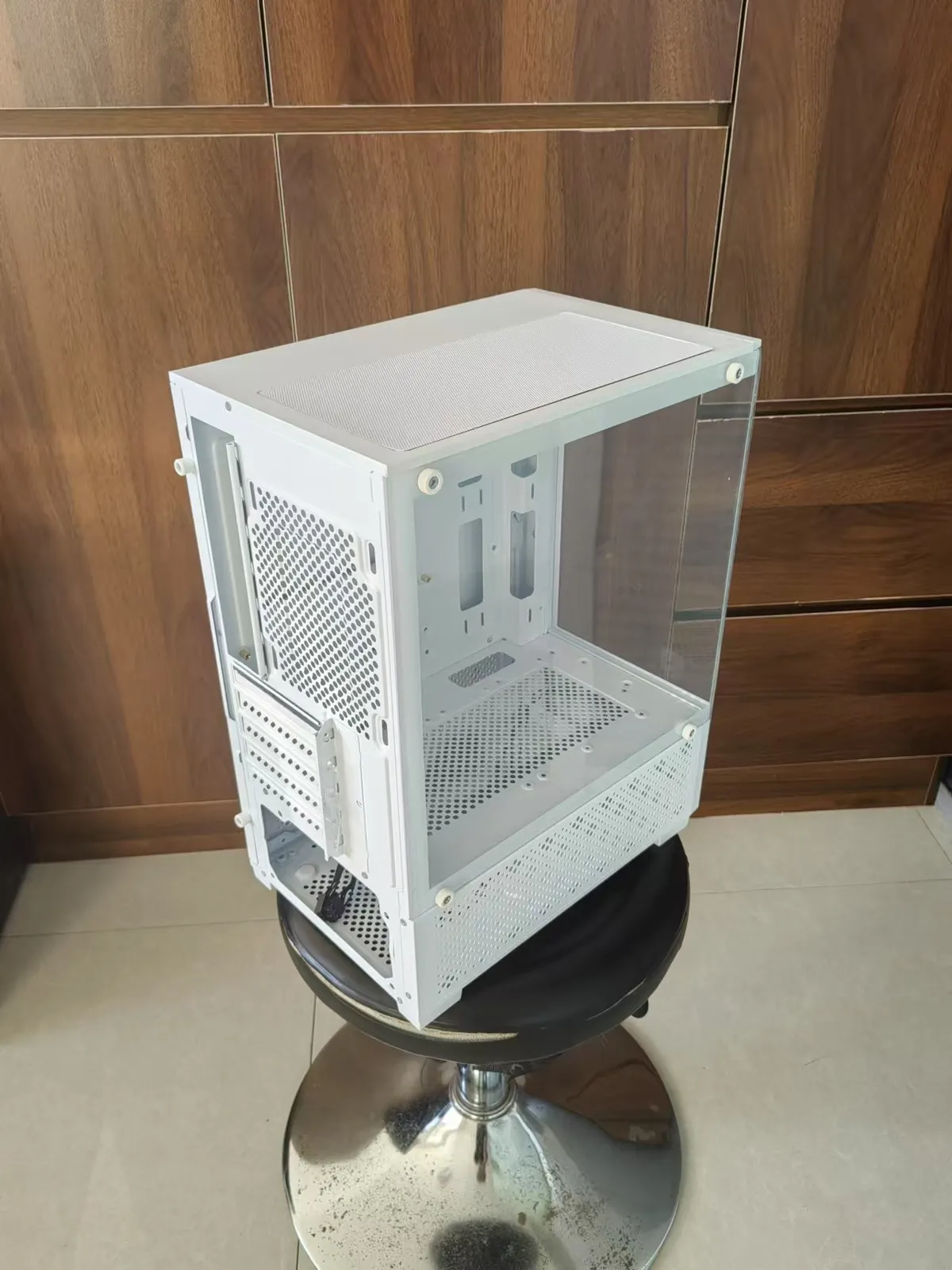 MATX PC Case Tempered Glass Side Panel DIY Desktop Computer Case Micro ATX Gaming PC Case Transparent Shell for Small and Medium Motherboards showcase 7