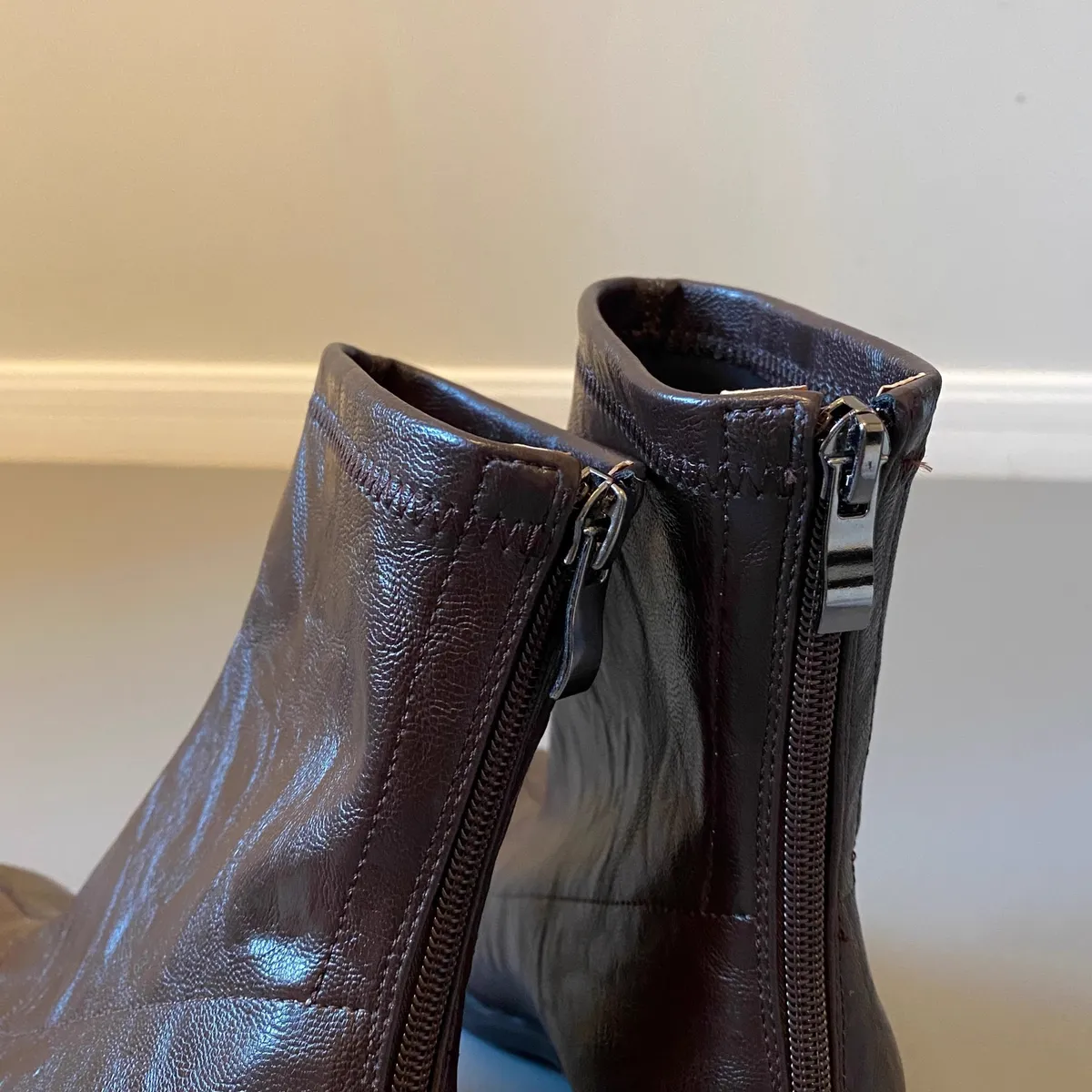 Women's Genuine Leather Ankle Boots Cowhide Thick Heel Square Toe British Style Pleated Black Elastic Slim Fit Autumn Winter Fashion Boots showcase 16