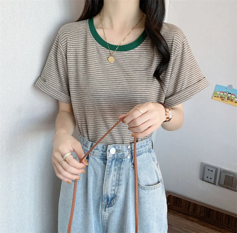 Women's Striped T-Shirt - Short Sleeve Summer Top, Round Neck, Loose Fit, Casual Chic Style for Students & Everyday Wear thumbnail 7