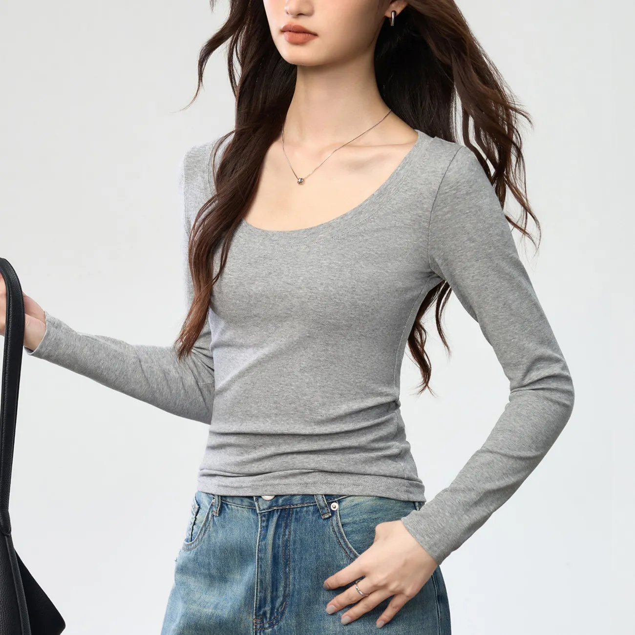 Women's Combed Cotton Long Sleeve T-Shirt - U-Neck Slim Fit Versatile Top for Autumn, Simple Solid Color Undershirt thumbnail 8