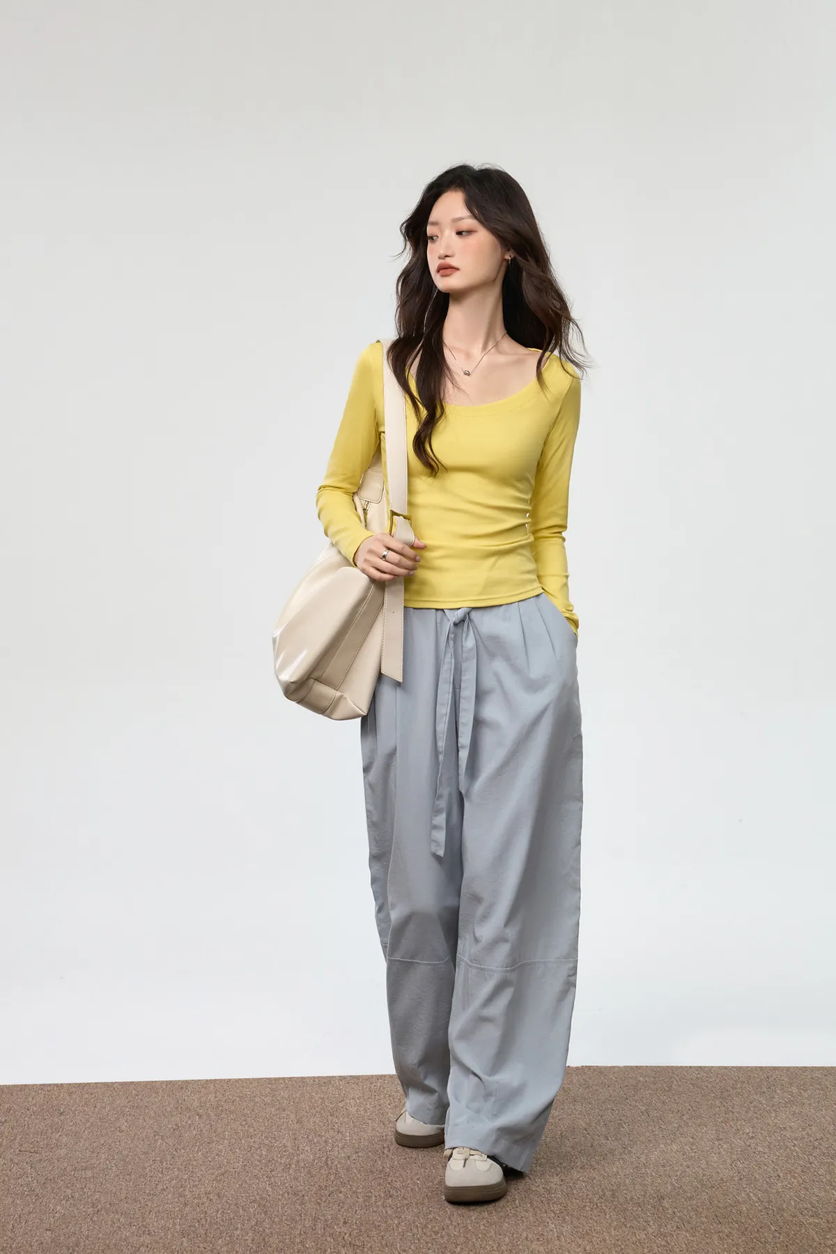 Women's Combed Cotton Long Sleeve T-Shirt - U-Neck Slim Fit Versatile Top for Autumn, Simple Solid Color Undershirt showcase 20