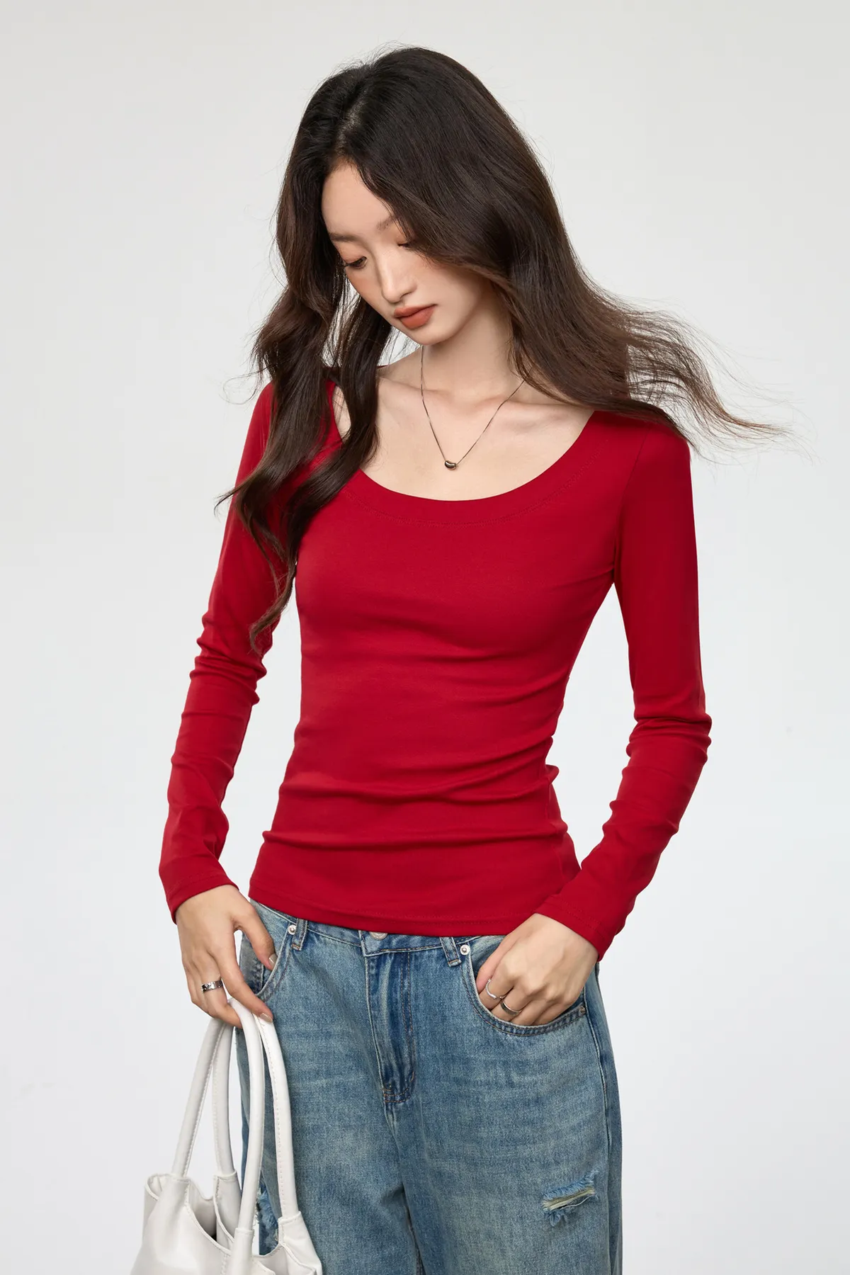 Women's Combed Cotton Long Sleeve T-Shirt - U-Neck Slim Fit Versatile Top for Autumn, Simple Solid Color Undershirt showcase 18