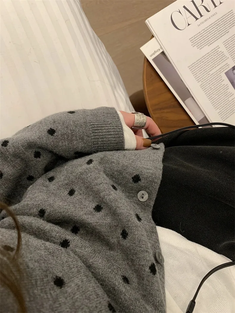 Women's Korean Style Polka Dot Knitted Cardigan Jacket - Soft, Versatile Autumn Winter Fashion Sweater Top showcase 5