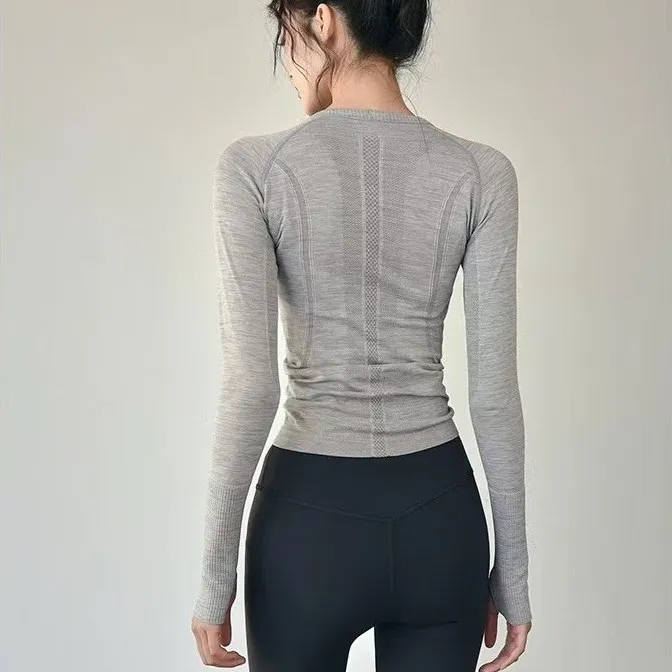 Women's Long Sleeve Quick-Dry Sports Top - Pilates, Yoga, Running, Fitness Training - Autumn/Winter Activewear - Comfortable and Breathable thumbnail 2