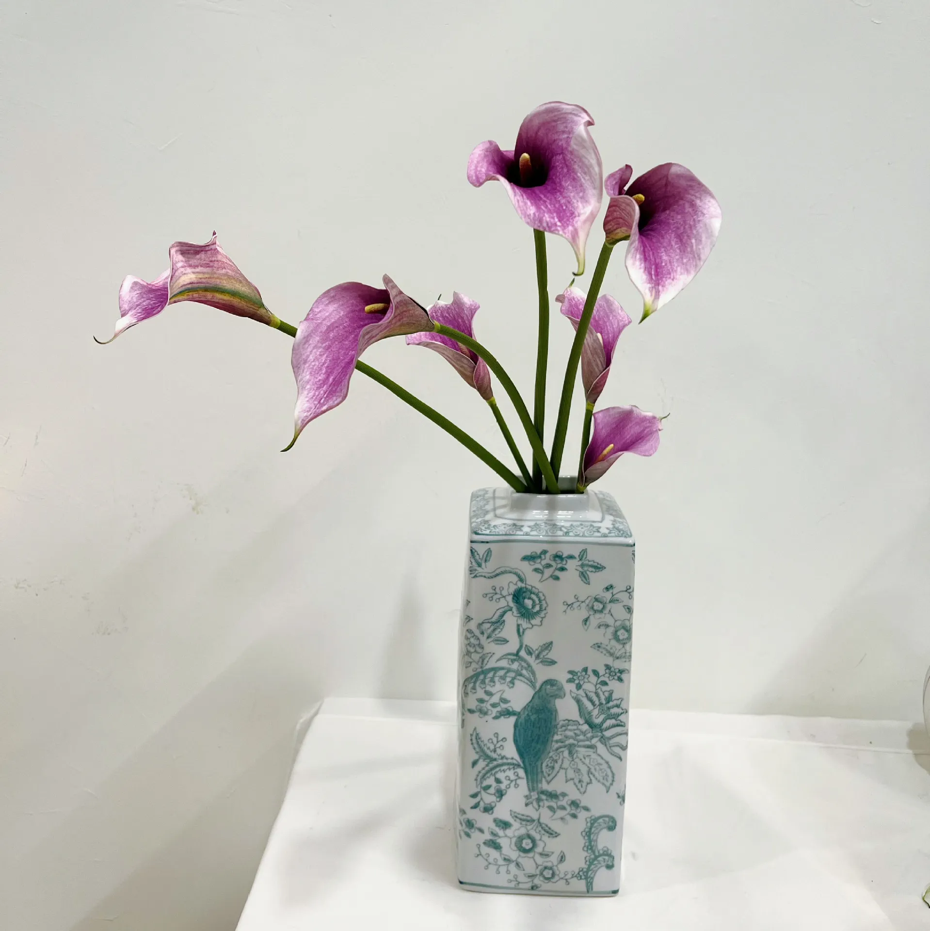 Artificial Calla Lily Flowers for Wedding Home Decoration - Single Stem Real Touch Faux Floral Arrangement Accessories Photography Props thumbnail 2